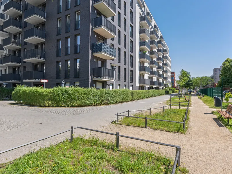 Zentrale Lage: 2-Zimmer Wohnung mit Einbauküche — photo 1